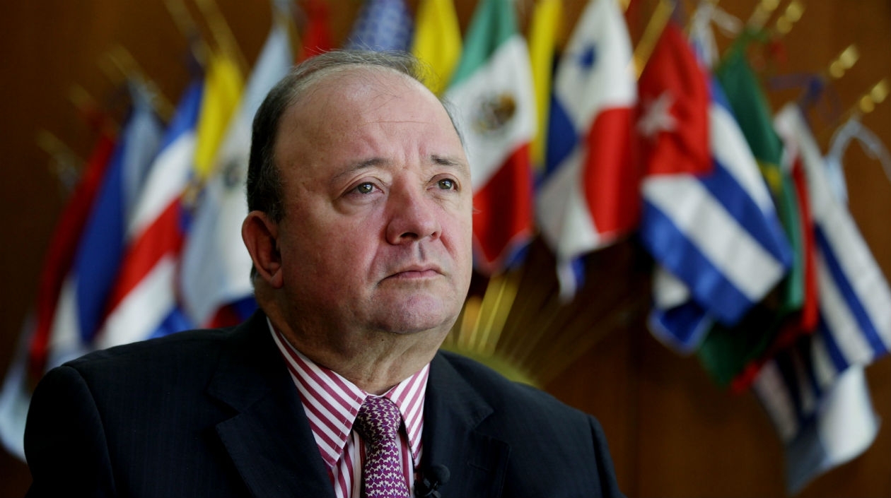 El débil ministro Villegas 360 Radio