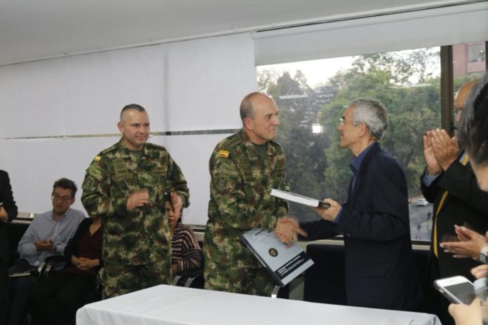 Comisión 696x464 1