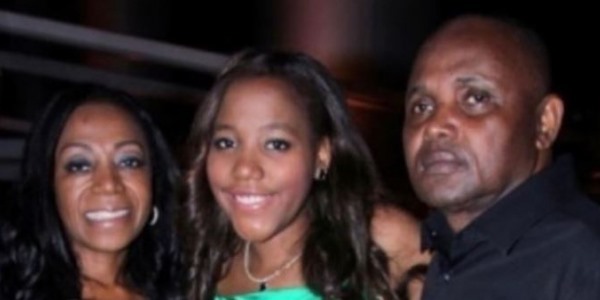 Ambuila habría recibido 3.000 millones mensuales por dejar entrar