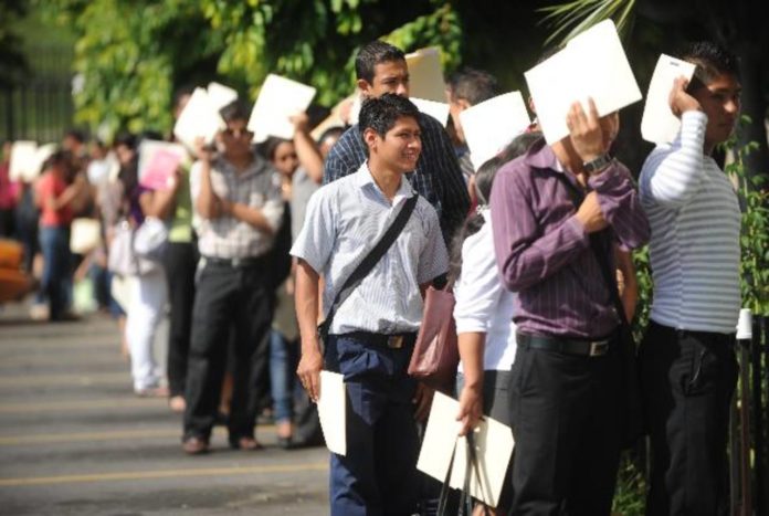Desempleo Colombia afecta más a los jóvenes