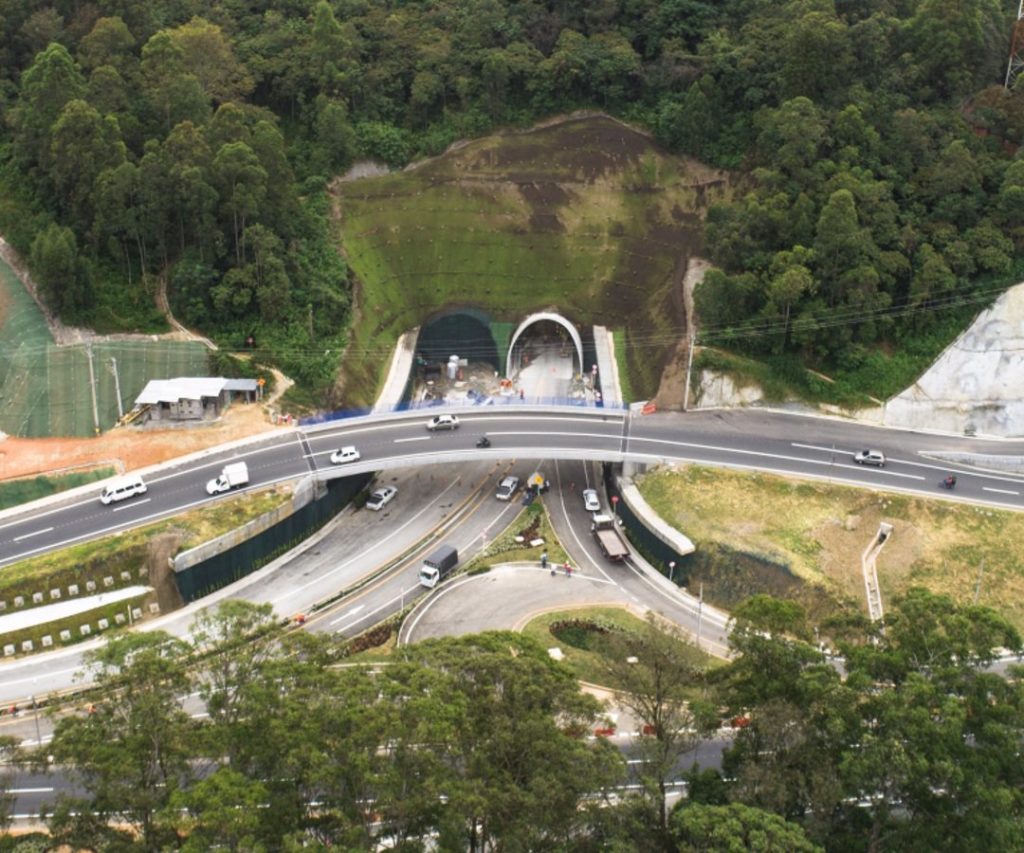 "Medellín se ha quedado corta en los accesos al Túnel de Oriente", Pdte. CCI Antioquia 1 Túnel de Oriente 1
