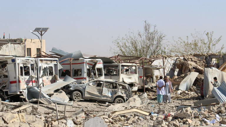 Nuevo ataque a hospital en Afganistán deja 15 personas muertas