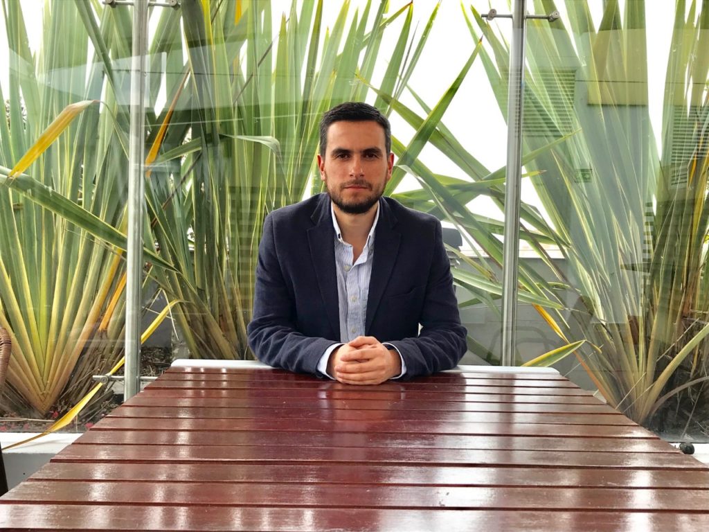"Muchas personas estaban a tres quincenas de quebrarse", Andrés Moreno Jaramillo en 360 1 "La bolsa no está para formar y multiplicar el capital, está para administrarlo", Andrés Moreno Jaramillo en 360