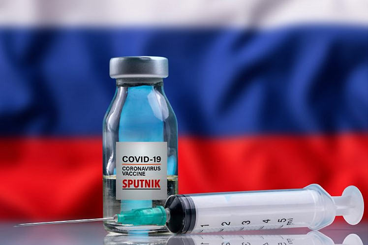 AstraZeneca se asociaría con Sputnik V, por la eficacia de su vacuna en México