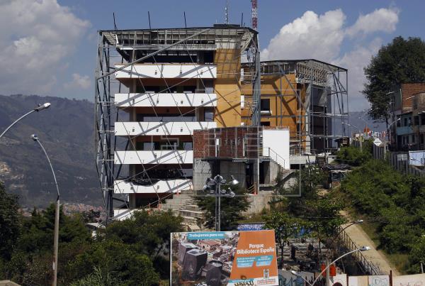 Ya radicaron proyecto de acuerdo para rehabilitar la Biblioteca España 1 efe