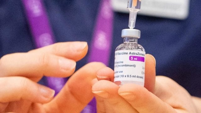 AstraZeneca tampoco venderá vacunas a privados