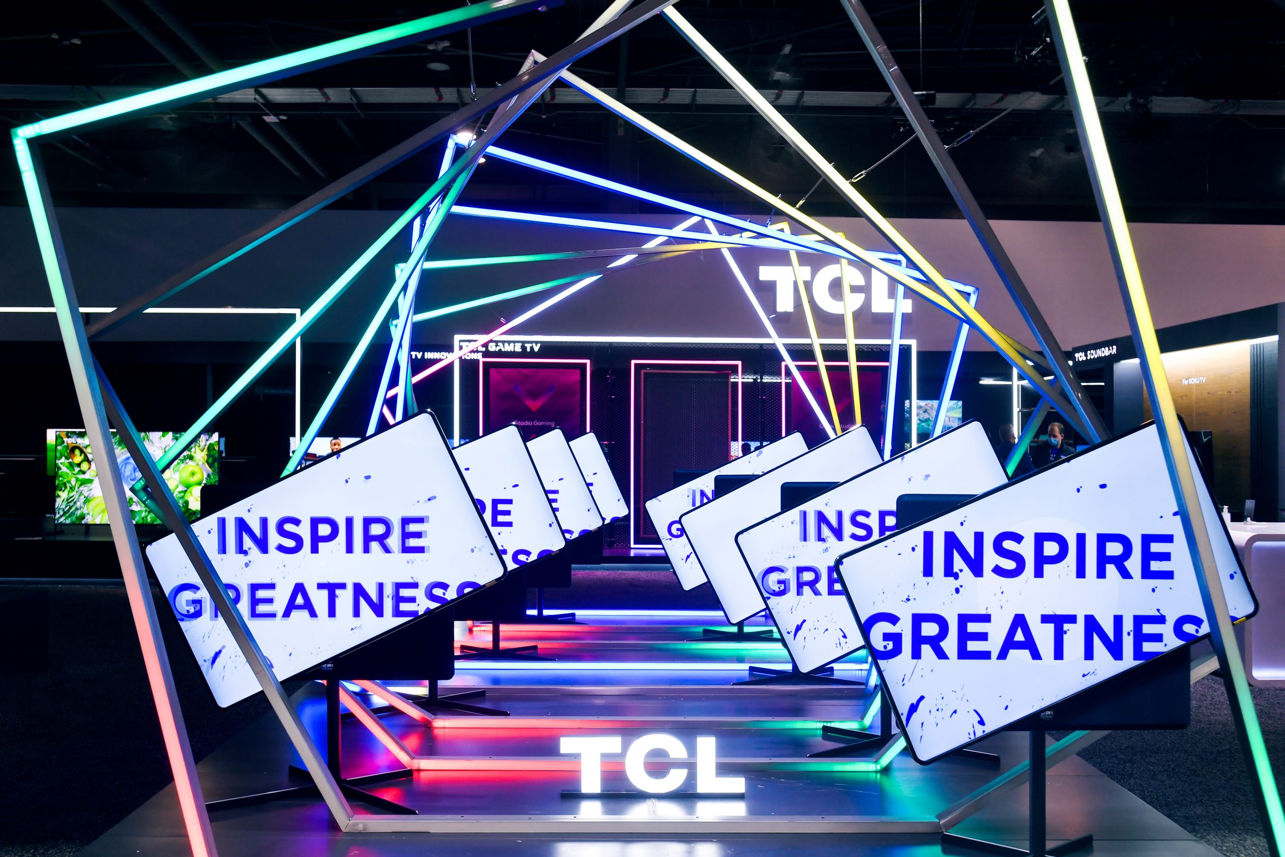 TCL presenta las novedades tecnológicas que serán tendencia y busca conquistar el mercado Colombiano