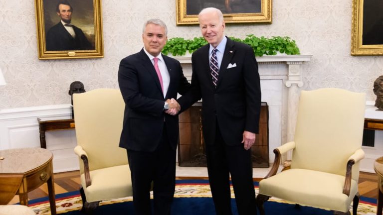 Joe Biden aumentó en US$ 5 millones ayuda en salud para Colombia