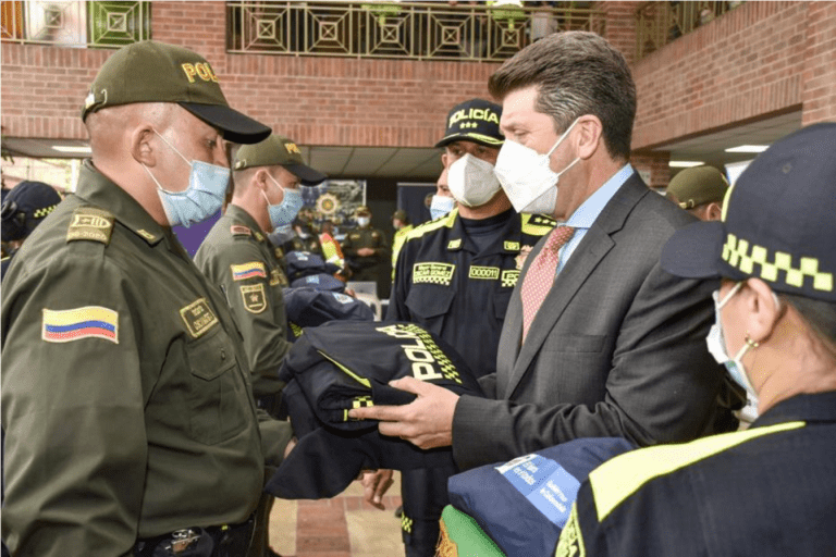Ministro de Defensa anunció llegada de 4.000 nuevos policías a Bogotá