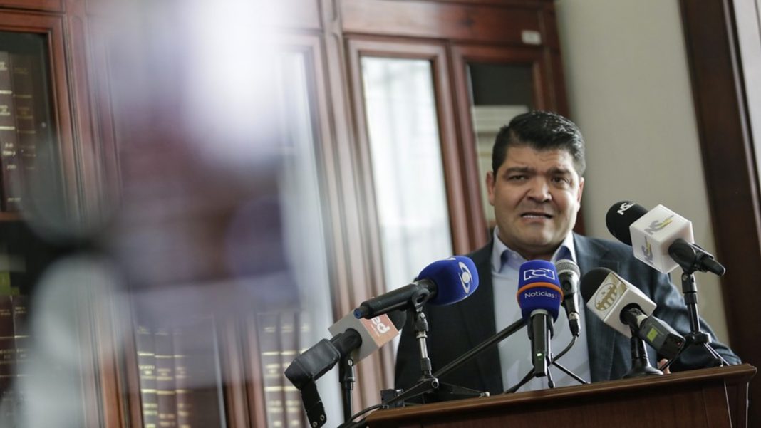 Presidente del Senado pide que se designe un registrador Ad Hoc para las elecciones presidenciales