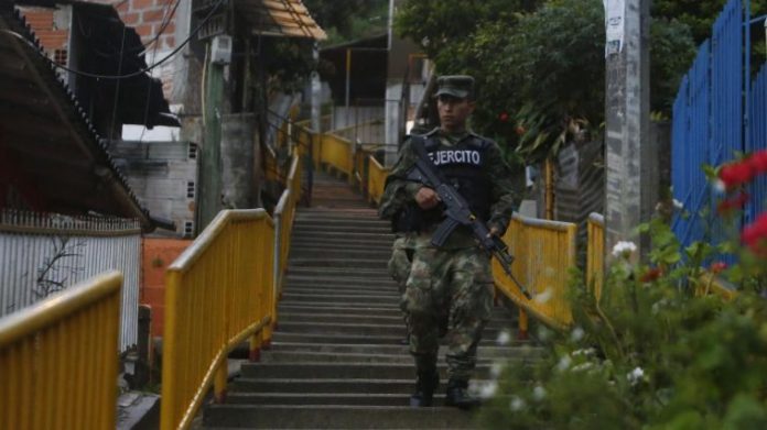 Paro armado tiene en jaque a municipios antioqueños