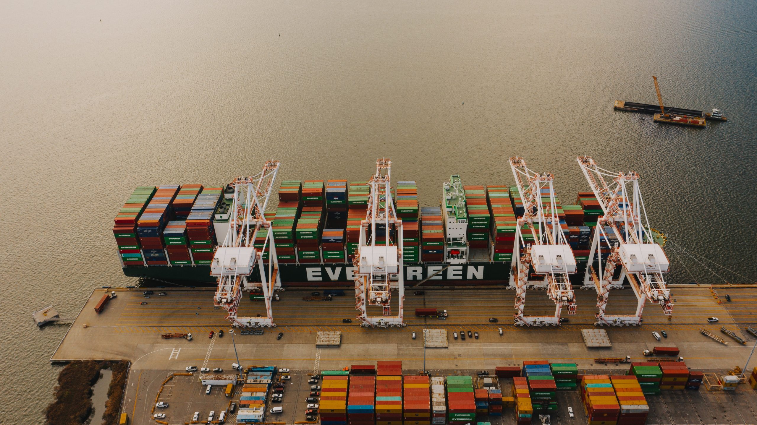 Importaciones en abril registraron un crecimiento del 36.1%