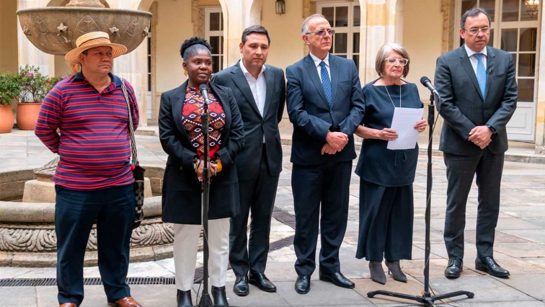 Gobierno advierte a invasores de tierras que tienen 48 horas para desalojar