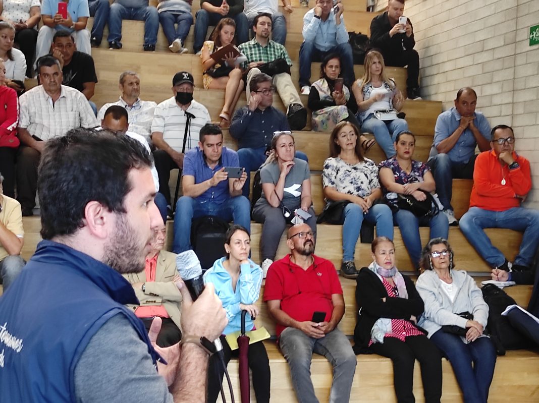 compra de los predios para la construcción del Metro de la 80