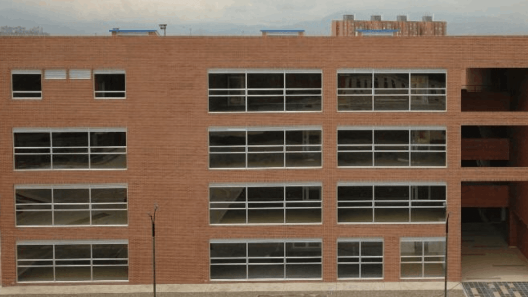 Universidad Pública de KennedyUniversidad Pública de Kennedy en Bogotá