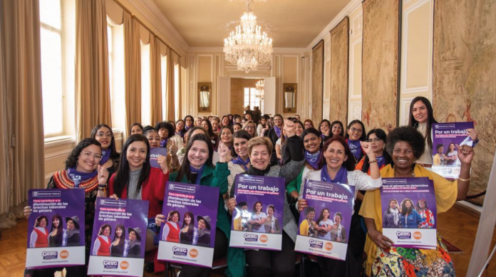 Presidencia lanzó Grupo Élite de 50 mujeres