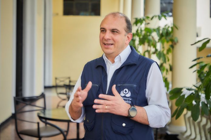 “La paz se consigue con la reconstrucción del tejido social afectado”: Carlos Camargo