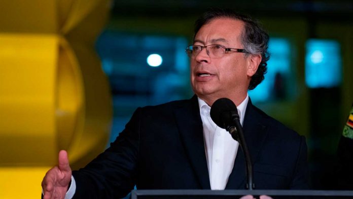 Presidente Gustavo Petro participa este martes en la VII Cumbre de la CELAC en Buenos Aires