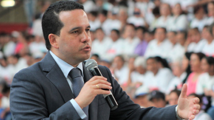 Crisis en el Partido Conservador