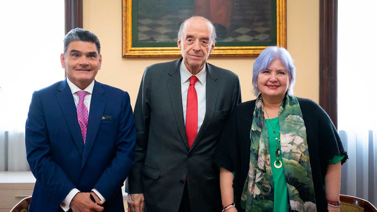 Canciller radicó proyecto de ley