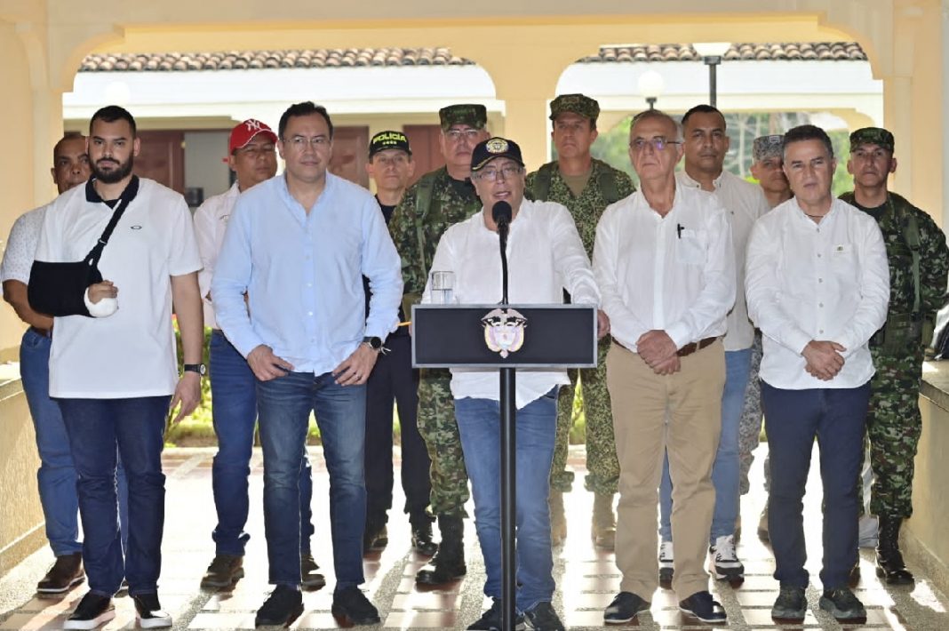 Petro ordena a la Fuerza Pública copar territorio para apoyar a pequeños mineros