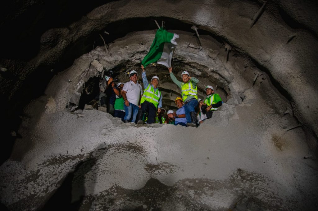 Hito en la construcción Antioqueña: el Túnel Guillermo Gaviria Echeverri alcanzó el cale de la galería de rescate 2 WhatsApp Image 2023 03 03 at 12.32.03 PM 3