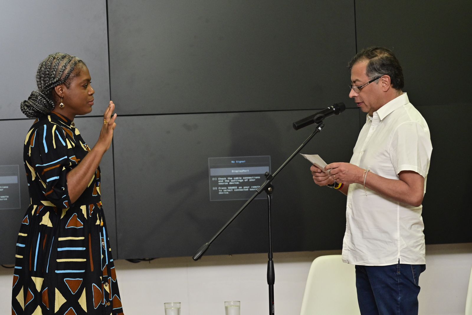 Gustavo Petro posesionó Aurora Vergara Figueroa como nueva Ministra de Educación