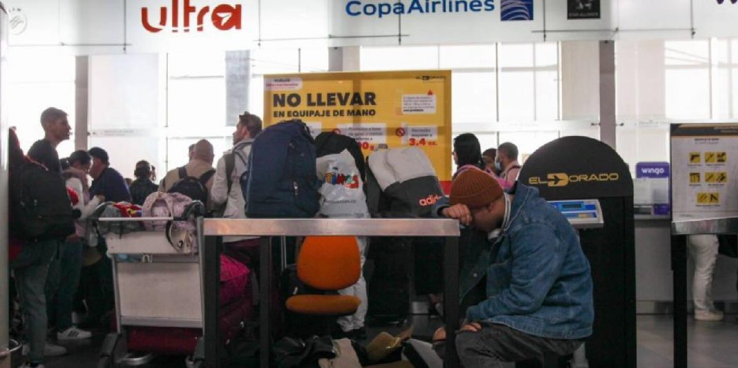 Otra aerolínea que quiebra y los más perjudicados son 'los nadies'
