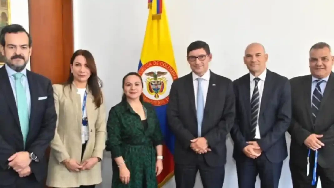 MinTIC Y Cisco firmó acuerdo por la transformación digital