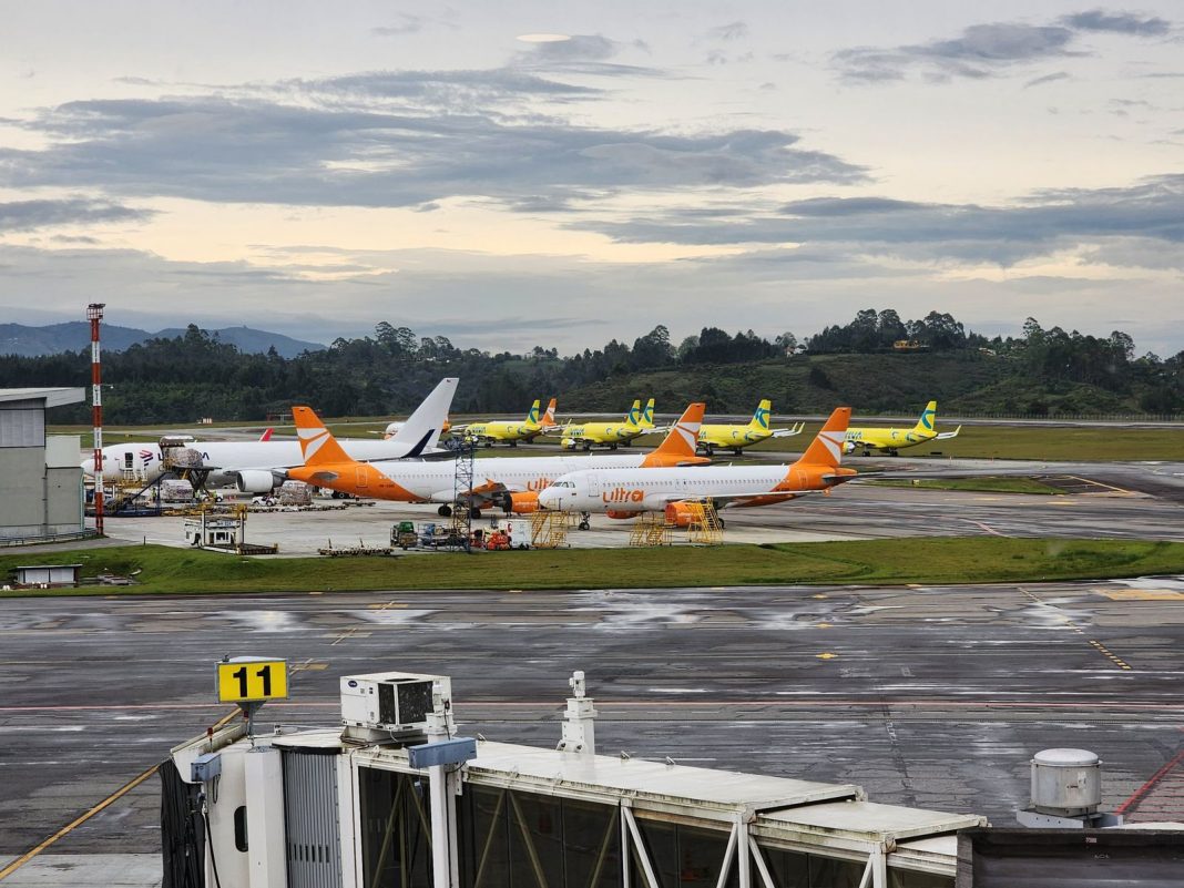 En el aeropuerto José María Córdova se ha observado una disminución en sus viajeros.