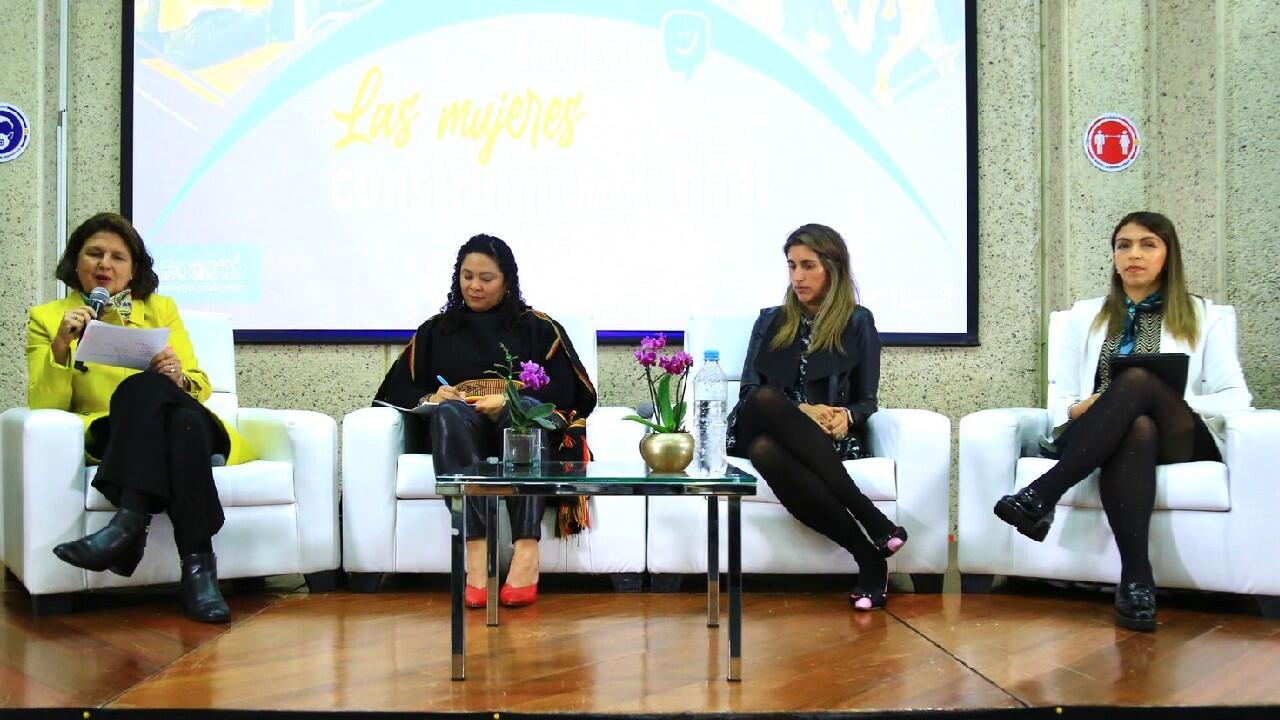 Las mujeres construimos ciudad: una apuesta de empresas de construcción y Secretaría del Hábitat