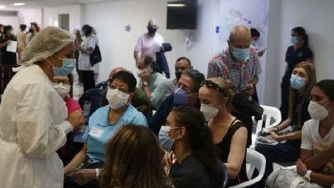 Los artículos 8, 45, 63, 86 y 136 de la reforma a la salud fueron aprobados. FOTO TOMADA DE: EFE