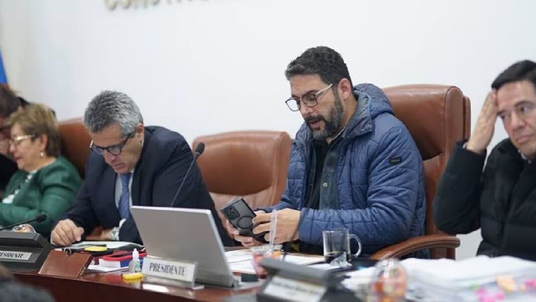 Así reaccionaron los políticos tras el hundimiento de la Reforma Laboral 