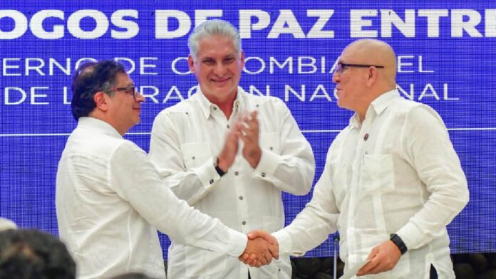 Gobierno y ELN firman cese al fuego bilateral por seis meses