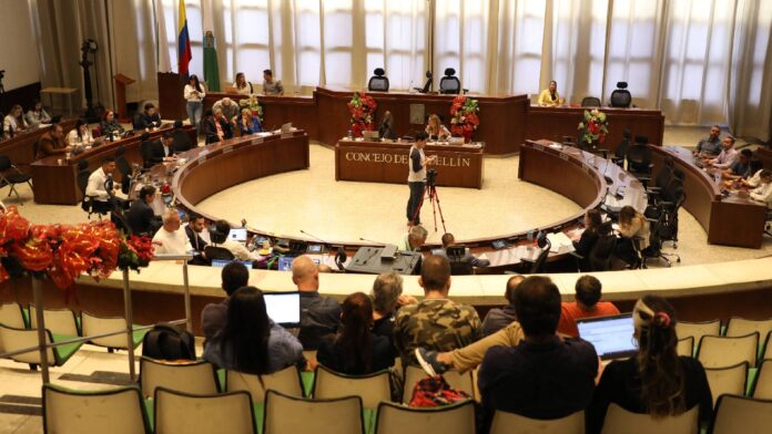 Por tercera vez consecutiva fue aplazado el debate en el Concejo de Medellín con el que la Alcaldía busca más transferencias de dinero por parte de EPM. FOTO TOMADA DE: CONCEJO DE MEDELLÍN