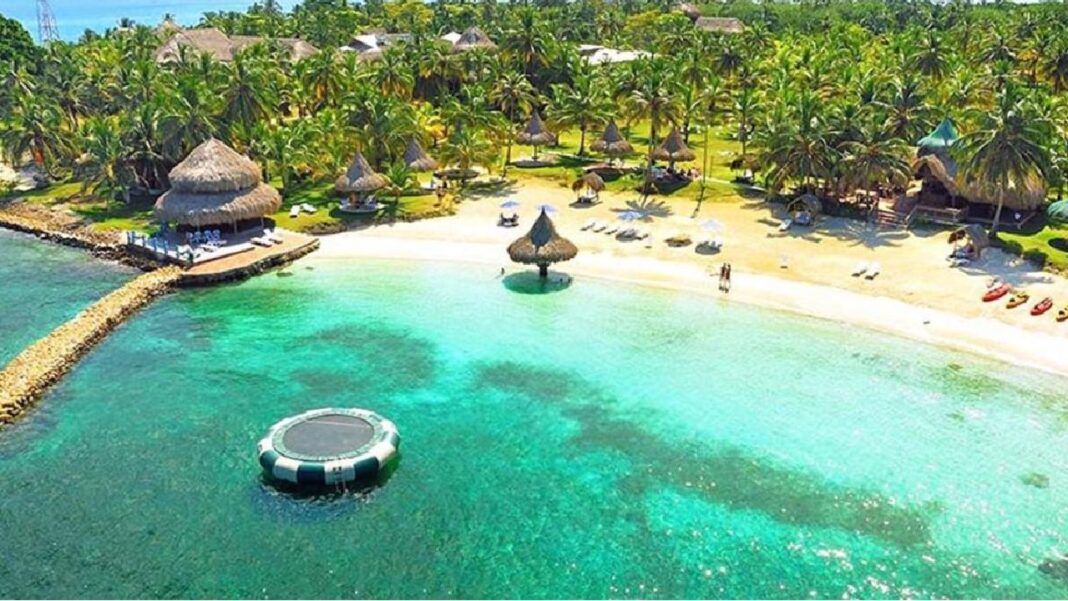 Mincomercio y el DANE firmaron convenio para realización de encuestas sobre el turismo en Colombia