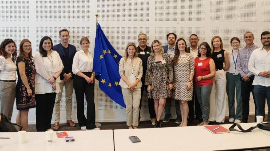 Bogotá y Unión Europea crean estrategias en gestión del plástico