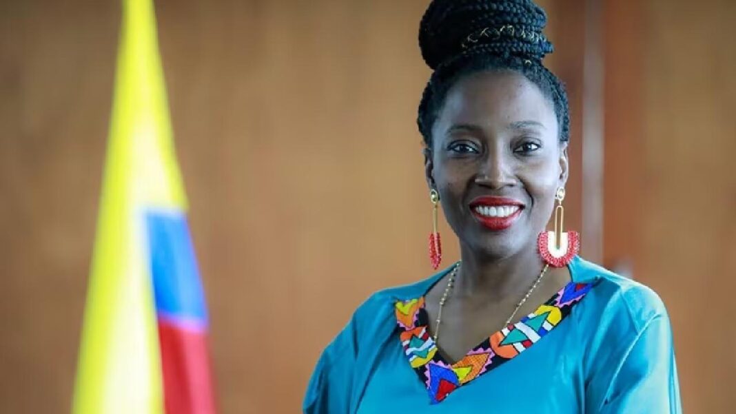 Ana Carolina Quijano, viceministra de Educación presentó su renuncia irrevocable