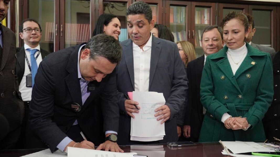 Se radicó el proyecto de ley para la creación de la Agencia Nacional de Seguridad Digital y Asuntos Espaciales