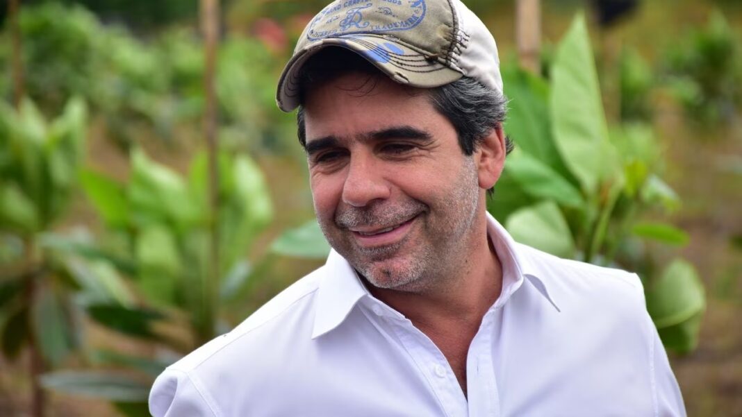 Alejandro Char oficializó su candidatura por tercera vez a la Alcaldía de Barranquilla