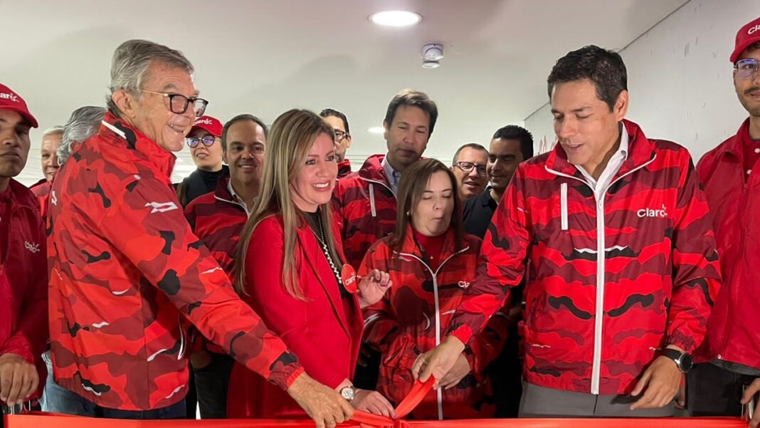 El cerebro de Claro: así es el nuevo Centro de Operaciones de Servicio