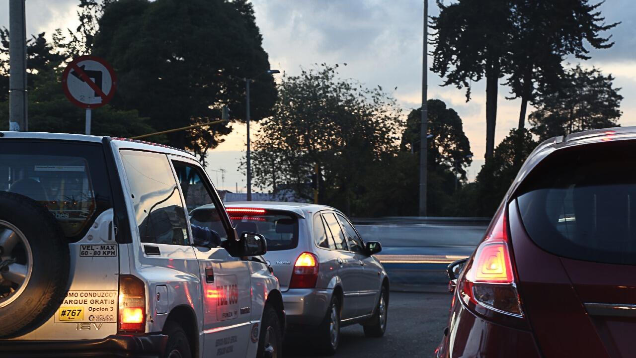 Traspasos de vehículos tuvieron una disminución de 12%