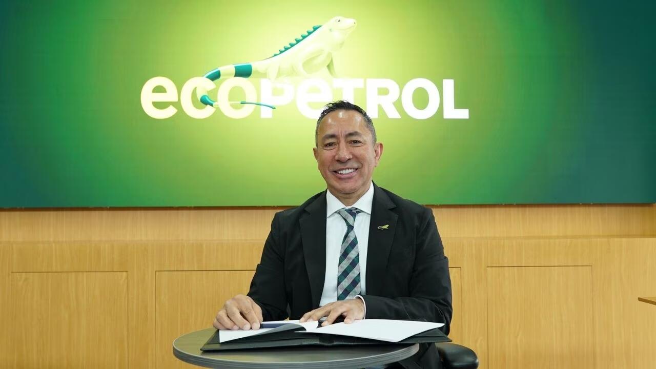 CNE pide información de Ricardo Roa, presidente de Ecopetrol, por la financiación de la campaña de Petro