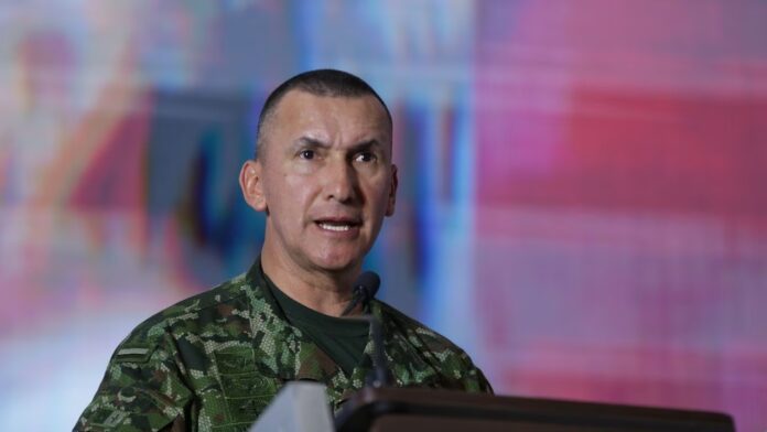 Fiscalía cita al comandante del Ejército para declarar del presunto atentado al Fiscal