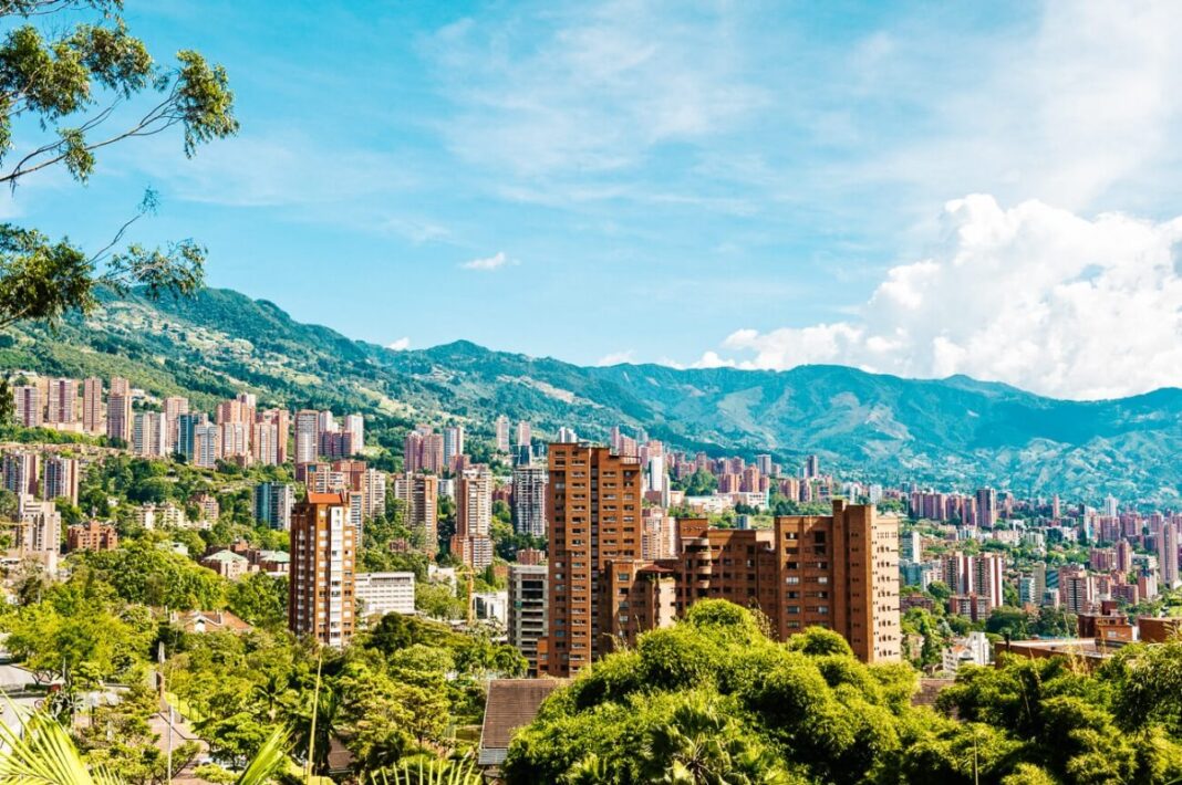 Economía de Antioquia crecería 1,5% según informe de la Cámara de Comercio de Medellín
