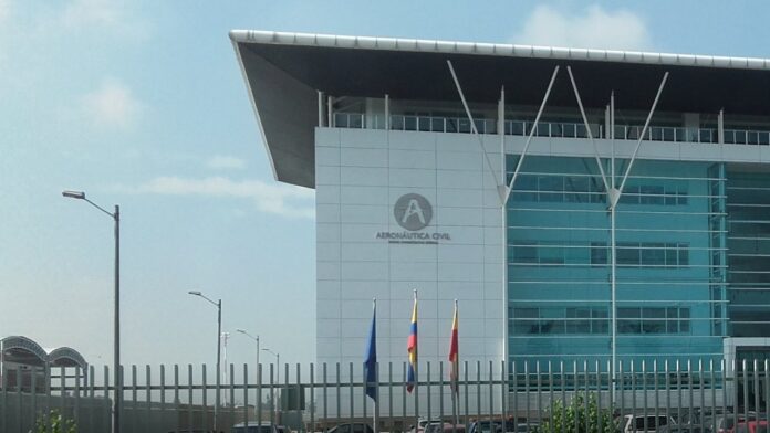 Procuraduría formuló cargos al exdirector de la Aeronáutica Civil