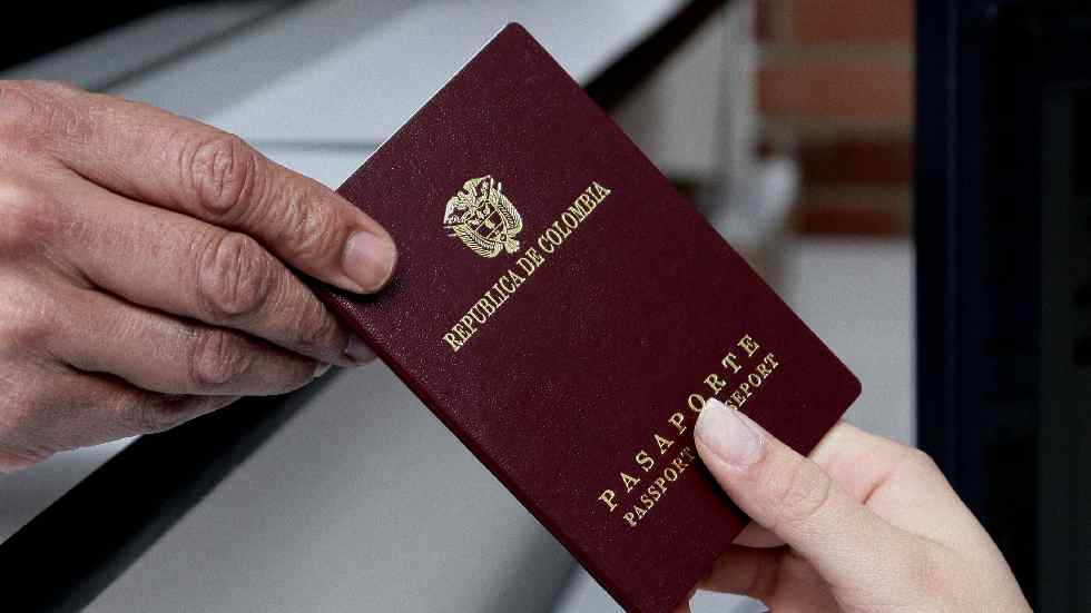 Colombia se declara en estado de urgencia manifiesta ante situación de pasaportes en el país