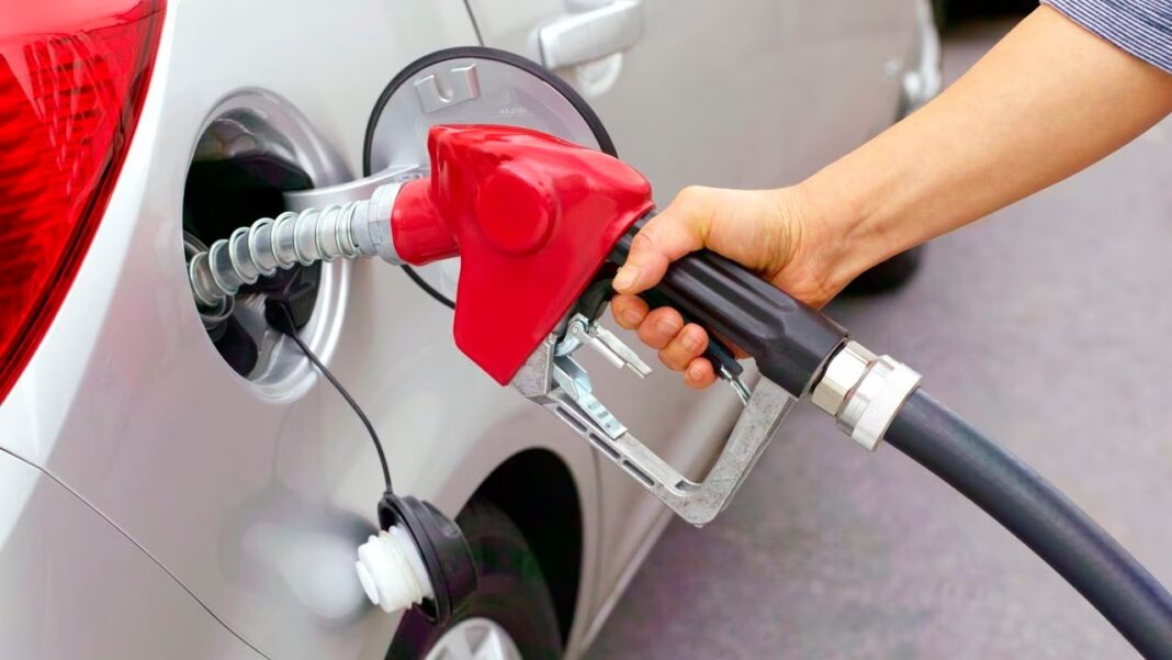 Así quedó el precio del galón de gasolina para septiembre en las principales ciudades del país
