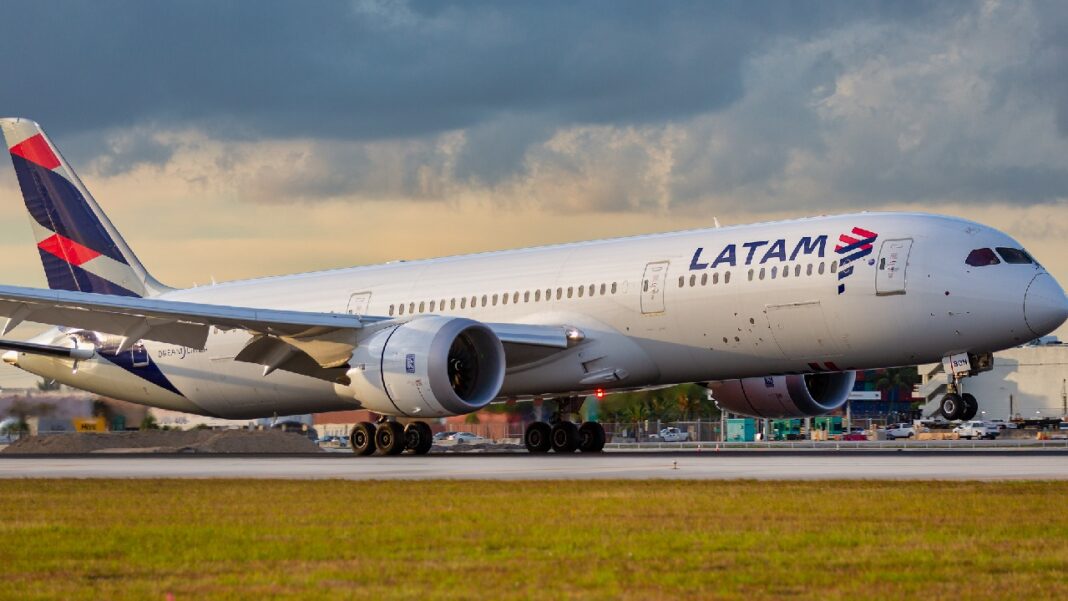 Latam dice que cumplió con todas las normas para vender tiquetes en Bogotá