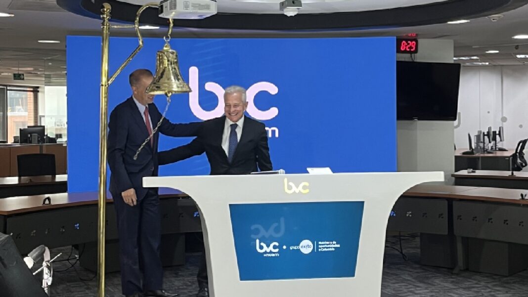 Grupo Éxito tocó campana de la BVC para iniciar cotización